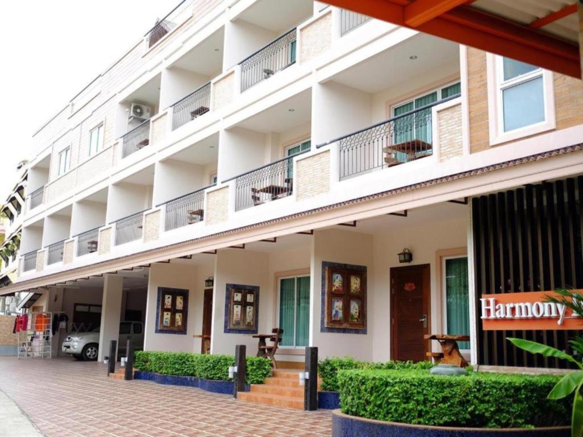 Harmony Inn Pattaya Exterior foto