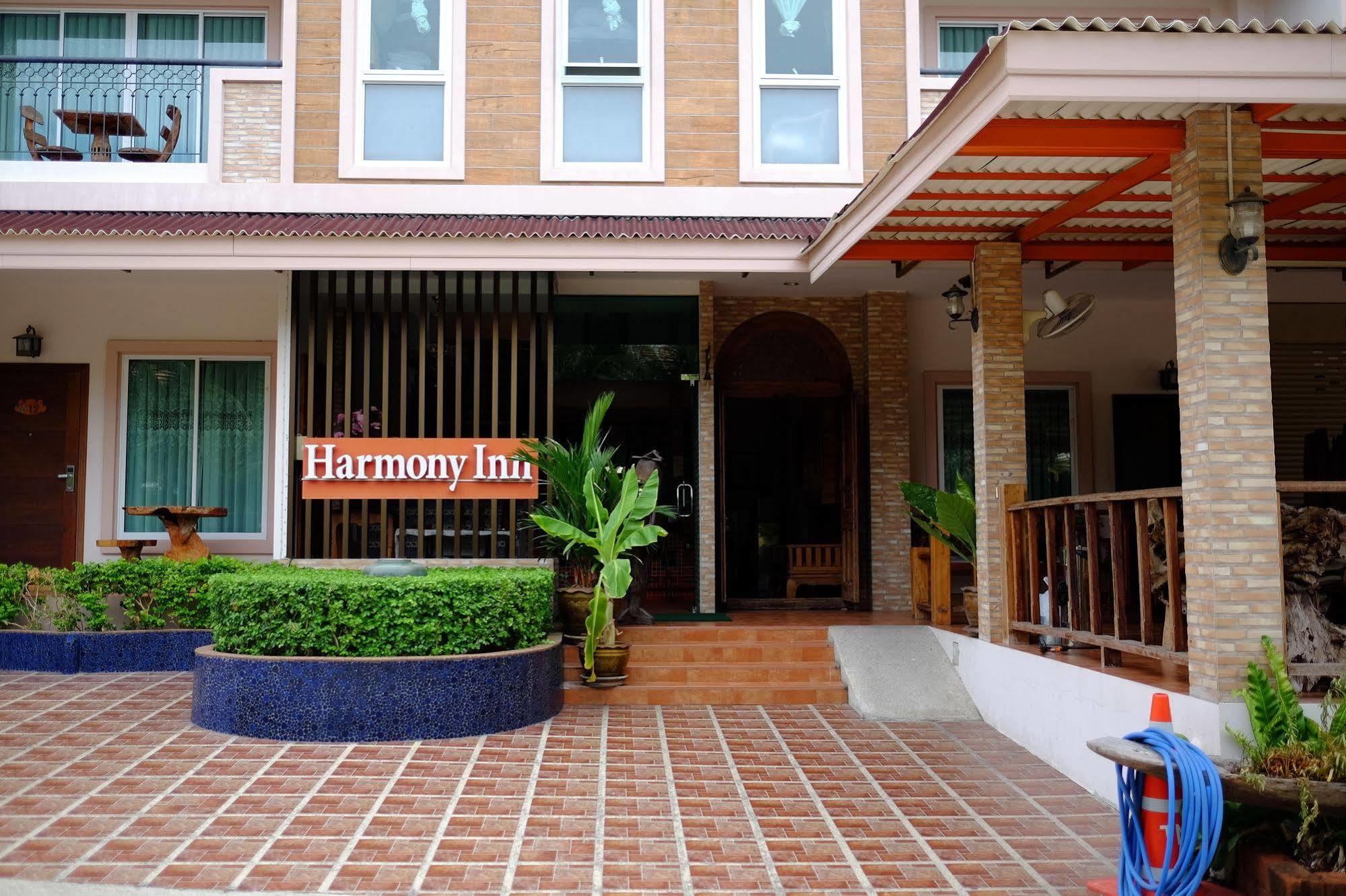 Harmony Inn Pattaya Exterior foto